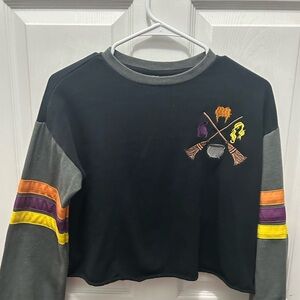 Hocus Pocus sweatshirt. Excellent condition.